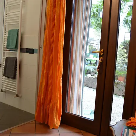 Casa Mia Oda ve Kahvaltı Desenzano del Garda
